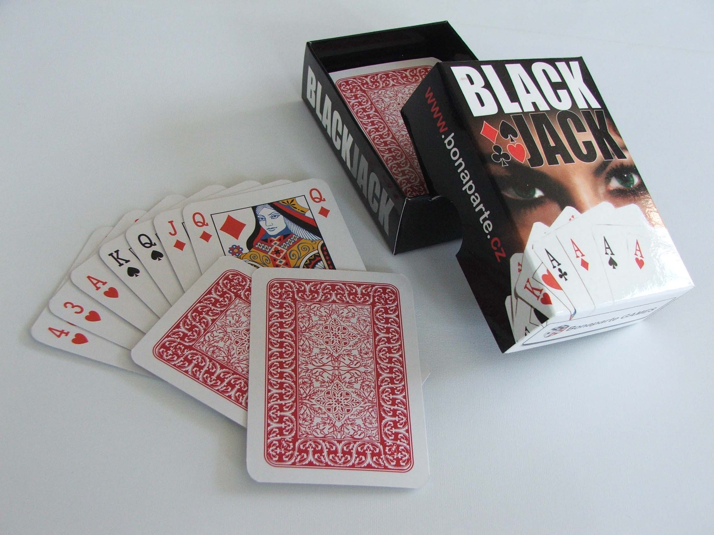 Obal na karetní hru - papírová krabička