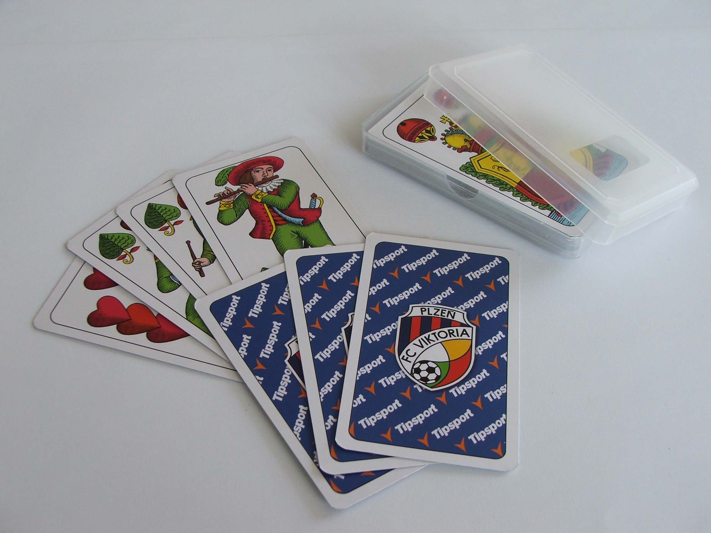 Obal na karetní hru - plastová krabička